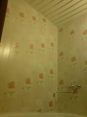 Стеновые пластиковые панели в ванной комнате